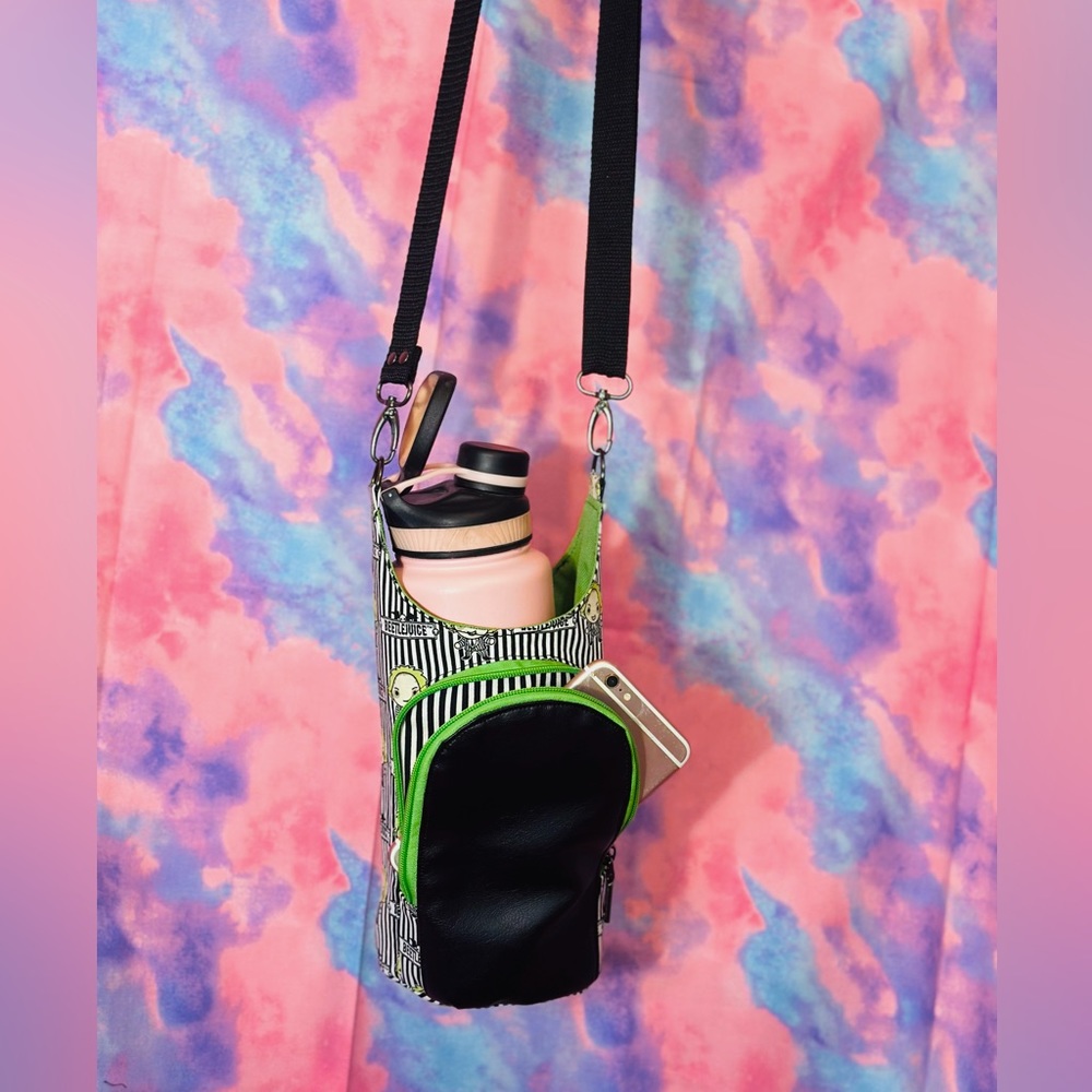 Water bottle holder
